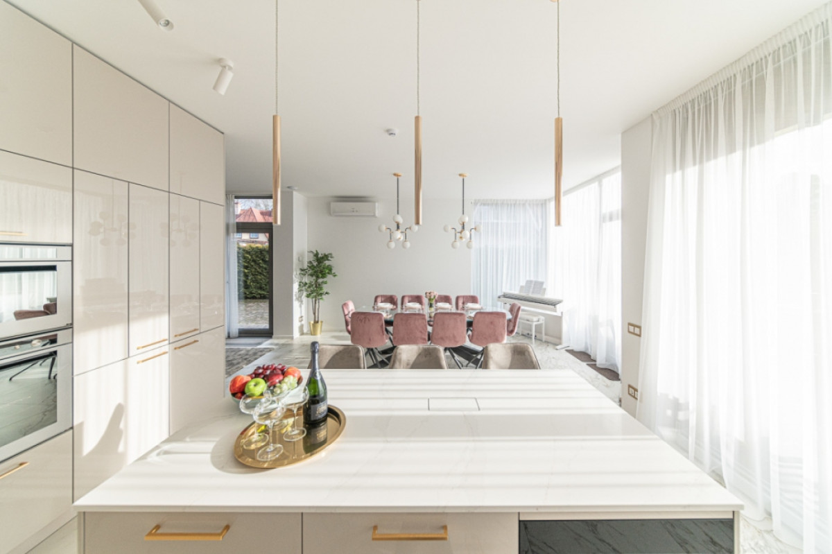 Dom 5 pokojów 220 m² w Jurmała, Łotwa