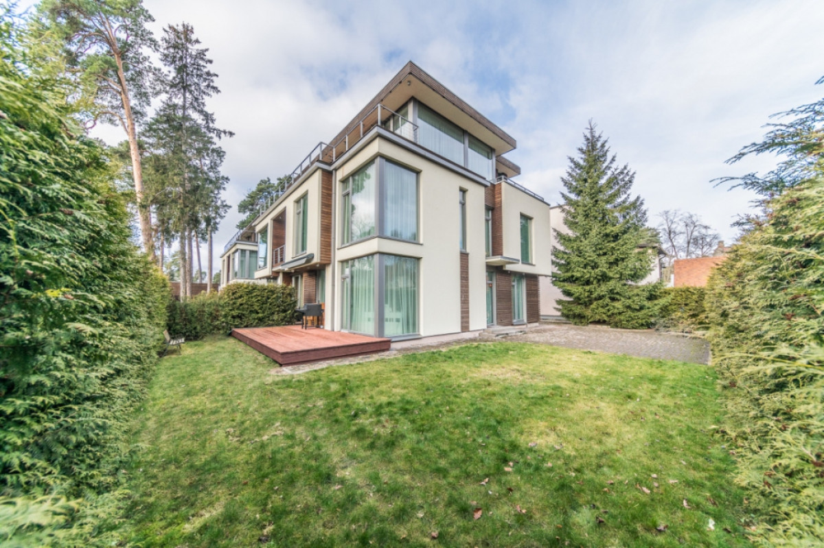 Dom 5 pokojów 220 m² w Jurmała, Łotwa