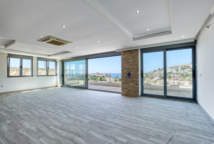 Penthouse in Ulcinj with sea view
