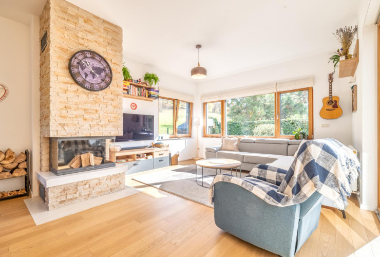 Загреб, Млинови современная трехэтажная квартира NKP 213 м2