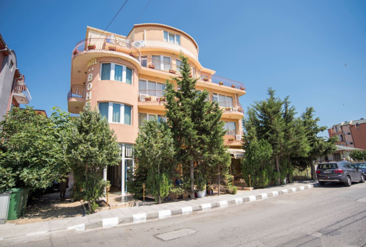 Небольшой отель в Равде - отличная инвестиция на море!