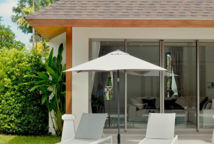 Magnificent villa in Bang Tao, 5 bedroom, 620 sq.m. with pool, garden view 