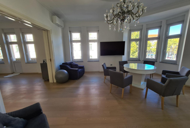 Zagreb, Center, Trg Žrtava Fašizma, luxury apartment in a prime location, 140 m2