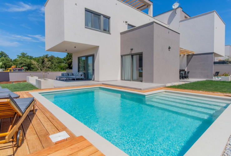 Istria, Ližnjan: Luxurious Istria, Ližnjan: Luxury Modern Semi-Detached Villa with Sea View and Pool