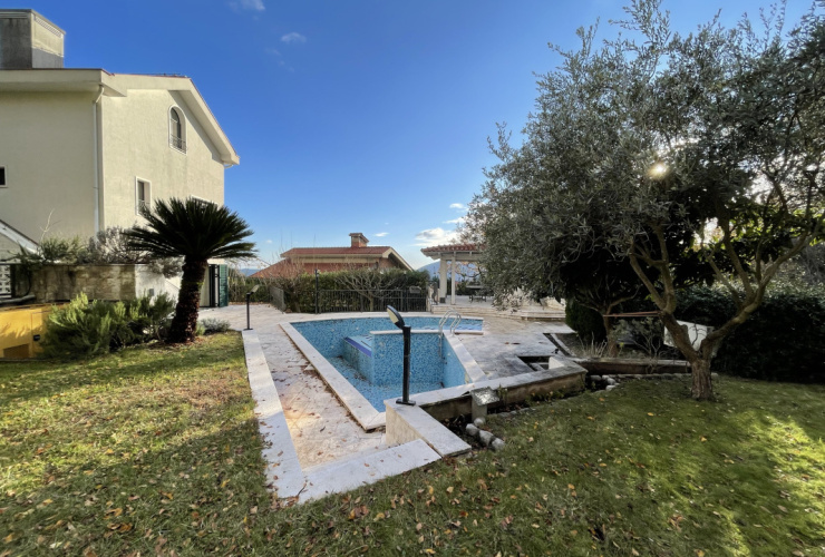 Buy property,  . Montenegro, Herceg Novi and surrounding area, Topla